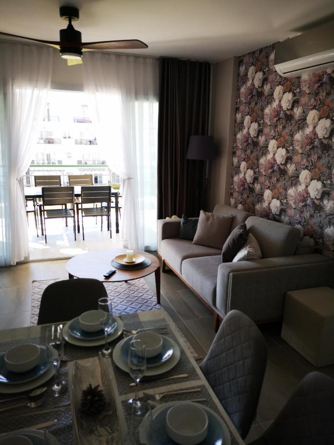 Seaside Modern Holiday Home For Family Vokolidha Buitenkant foto